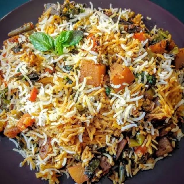 Hyderabadi Veg Dum Biryani.