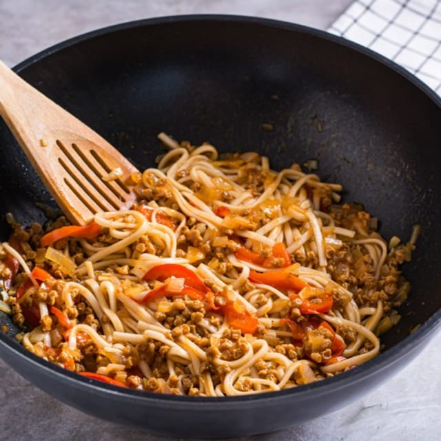Kaveri Mixed Bucket Noodles.